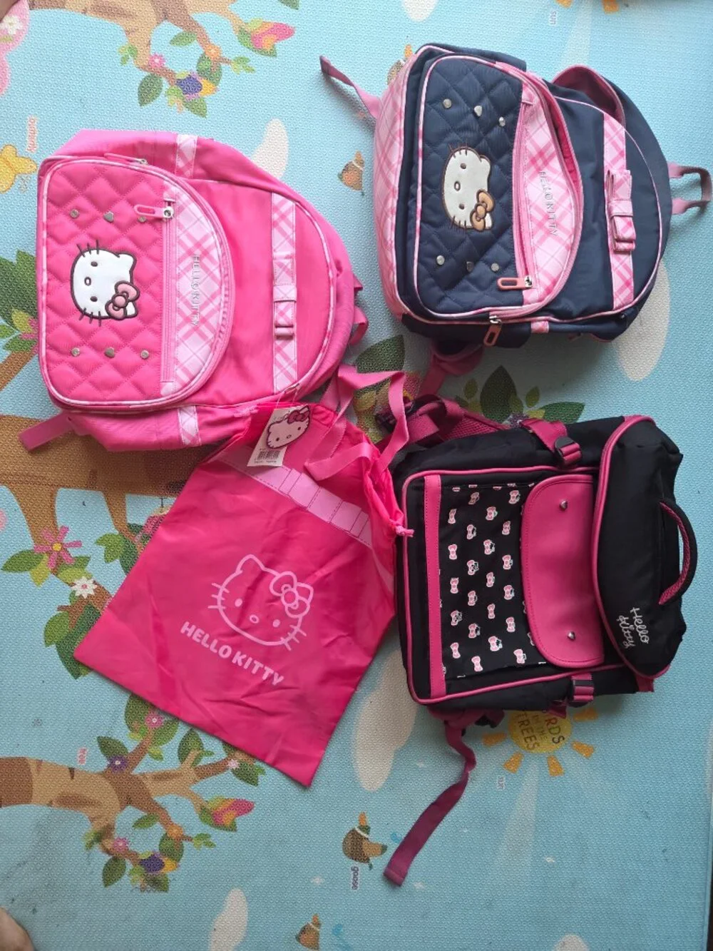 Sanrio Hello Kitty Backpack set